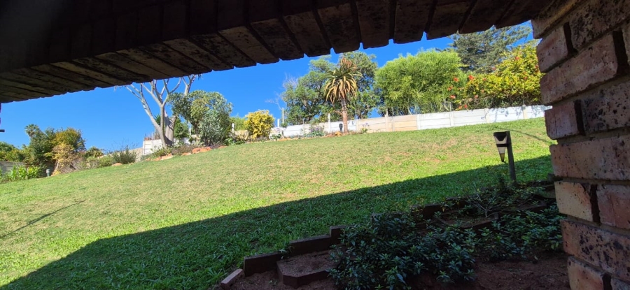 5 Bedroom Property for Sale in Summerstrand Eastern Cape